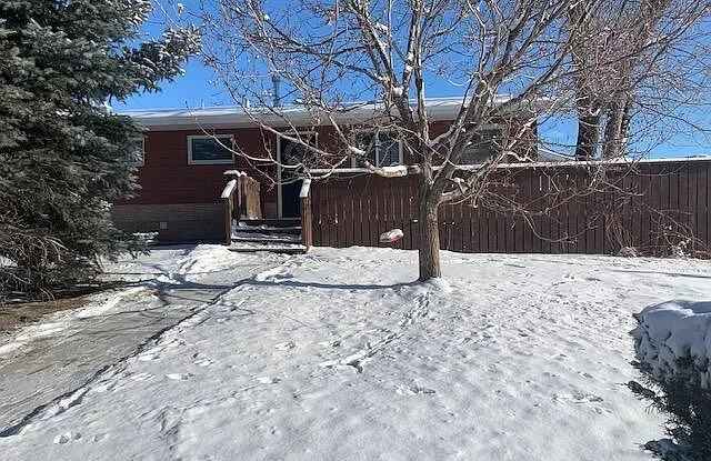 823 49th Street South
