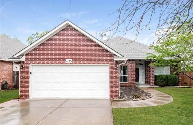 1125 Oak Creek Drive