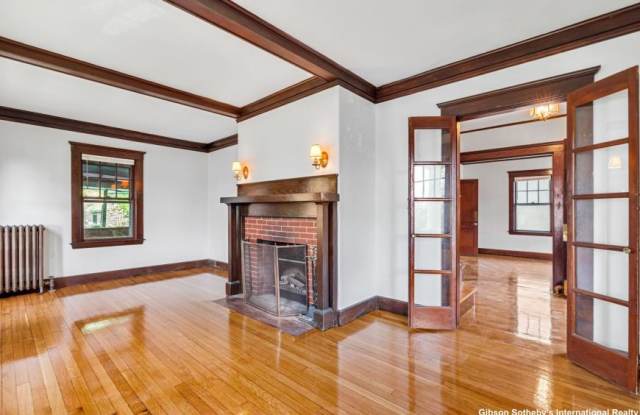 87 Brooks St.