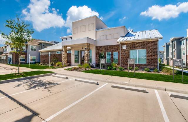 Palladium Farmersville