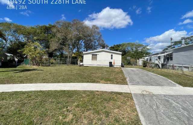 10492 South 228th Lane