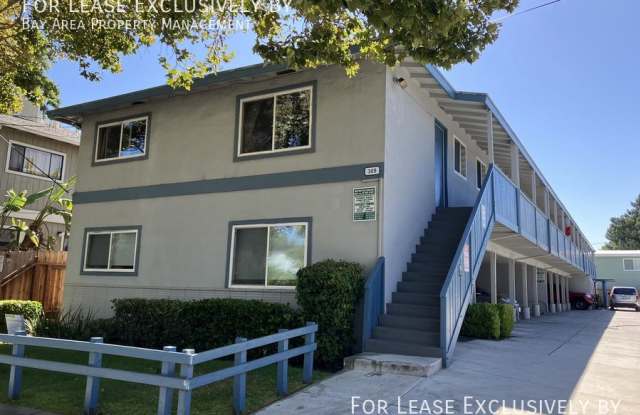 309 Oak Avenue