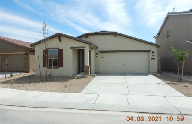 4924 Eterno Street - 4924 Eterno St, North Las Vegas, NV 89031