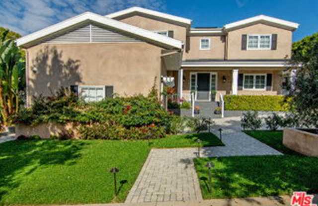 Photo of 9145 Sawyer Street