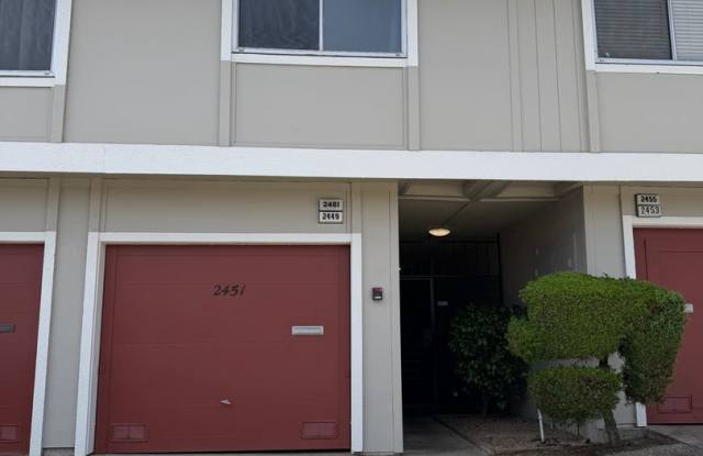 Beautifully remodeled 2-Bedroom, 1-Bath, 2-car tandem Condominium
