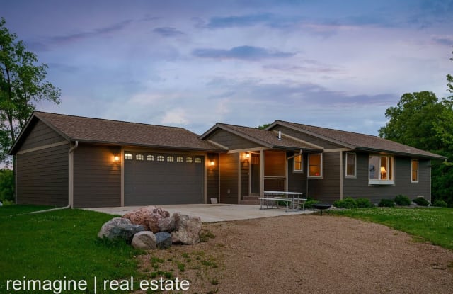 7650 Halstead Drive - 7650 Halstead Drive, Minnetrista, MN 55364