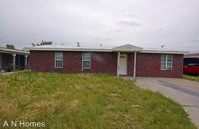 1113 Santa Rosa Ave - 1113 Santa Rosa Avenue, Odessa, TX 79763