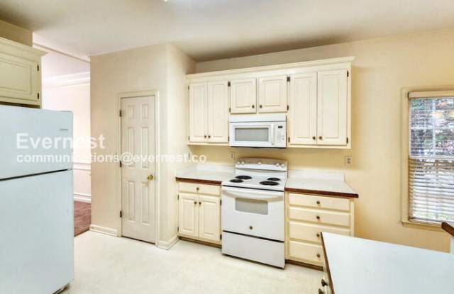 1660 Cheshire Court Northwest