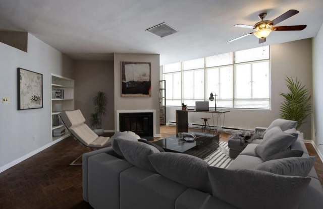 44 South Front Street