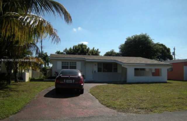 Photo of 2619 Flamingo Dr