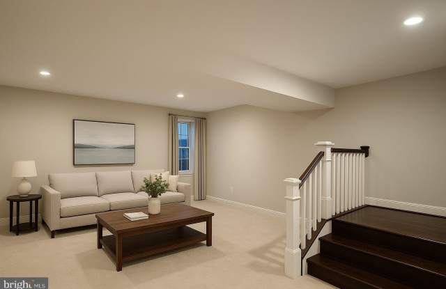 43220 THOROUGHFARE GAP Terrace