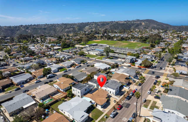 *OPEN HOUSE: 7/5 9:30-10:30AM* 2 Br in Clairemont with W/D in Unit and New Everything!