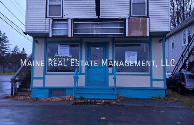 703 Main St