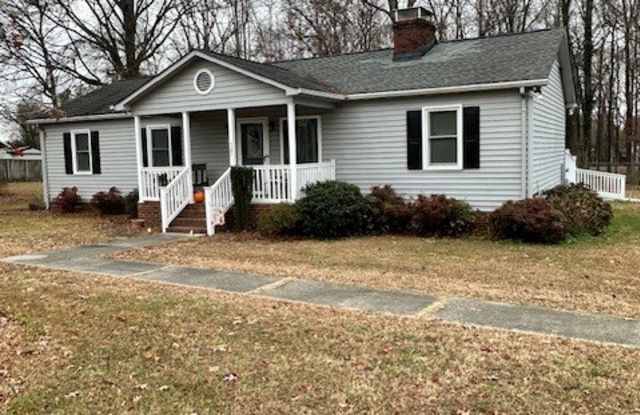 Photo of 705 Washington Lane