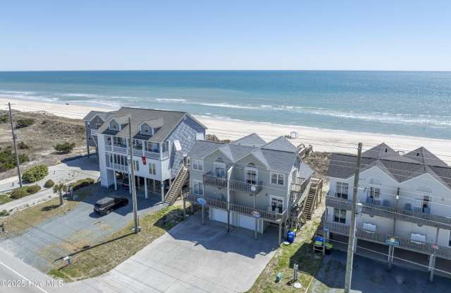 Photo of 3994 Island Drive