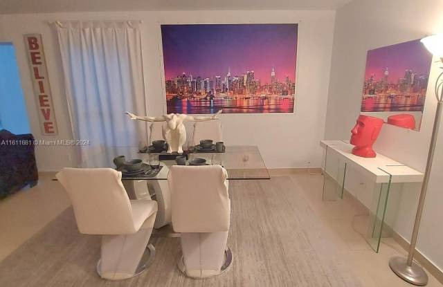 6767 Indian Creek Dr