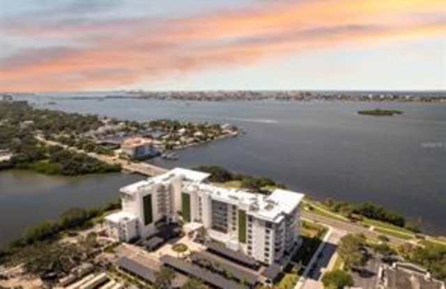 1020 Sunset Point Rd Unit 603