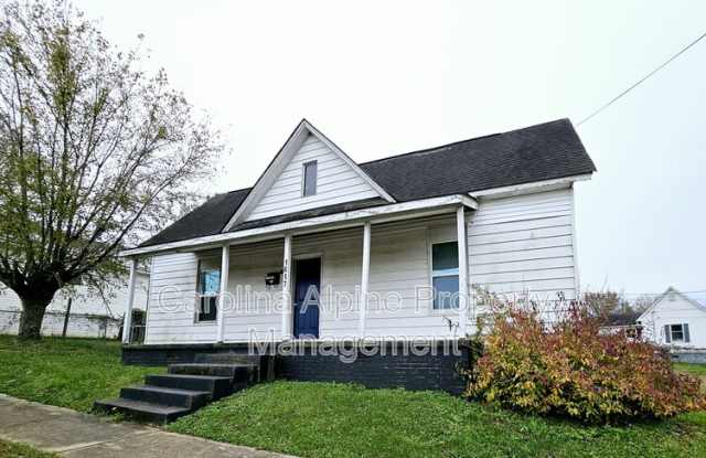 1617 School Ave