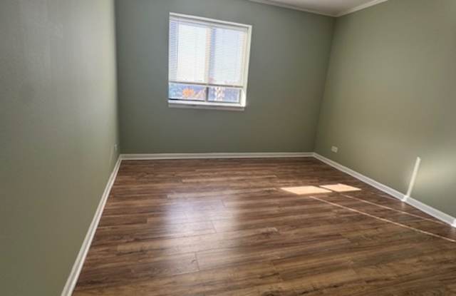 1460 Fairlane Dr, Schaumburg, Il.