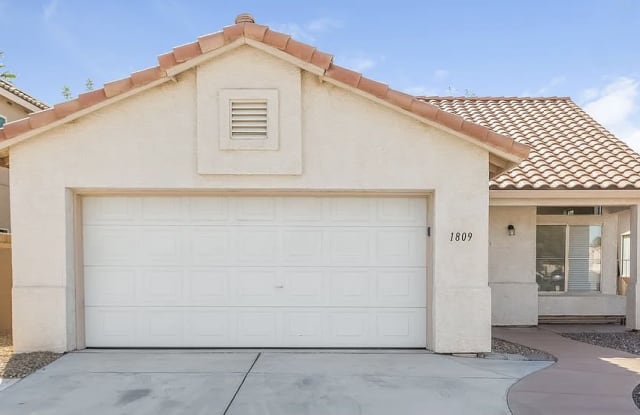 5127 Zapata Ln - 5127 Zapata Lane, North Las Vegas, NV 89031