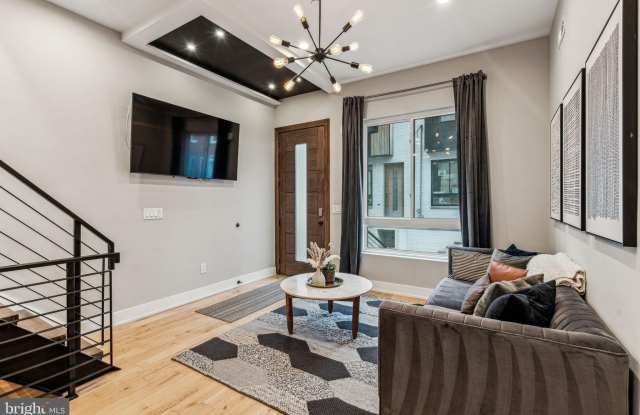 1514 S BAMBREY Street