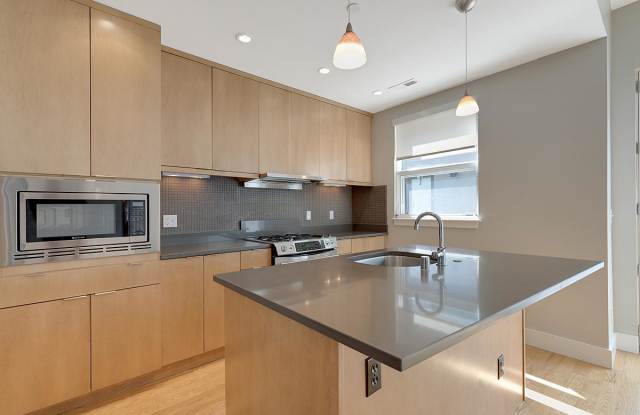 Washington Street Townhomes