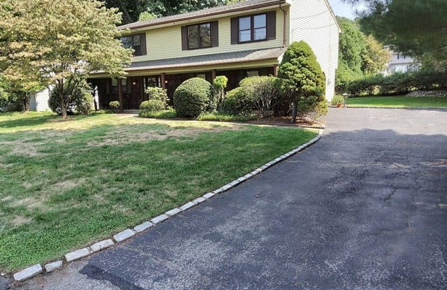 39 Carpenter Avenue - 39 Carpenter Avenue, Norwood, NJ 07648