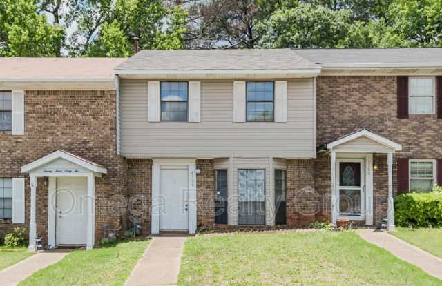2364 Grayson Valley Cir