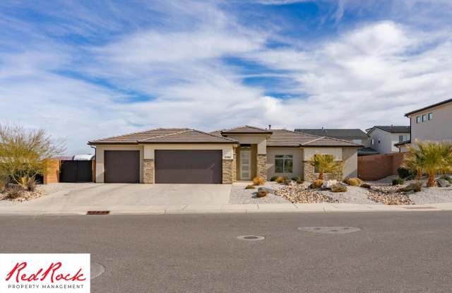 Comfort, Space & Style with a 3-Car Garage Small Dog Friendly!