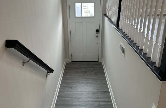 35422 Wright Way - 1