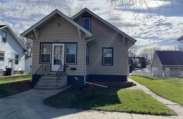 208 Cross Street