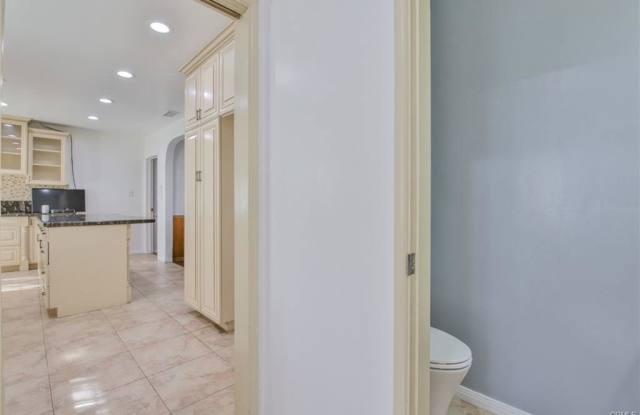 10454 Lesterford Avenue