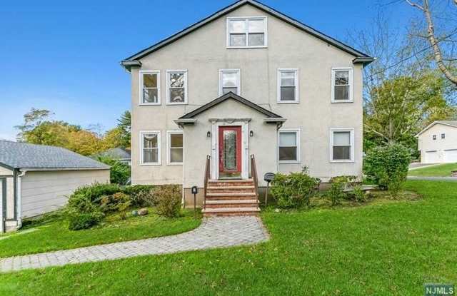 11 Blanche Avenue