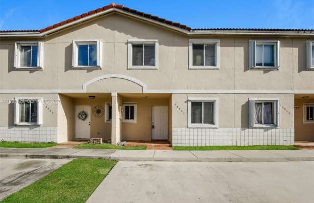 13921 SW 173rd Ter