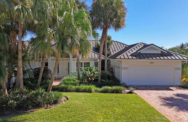 Photo of 8951 SE Marina Bay Drive