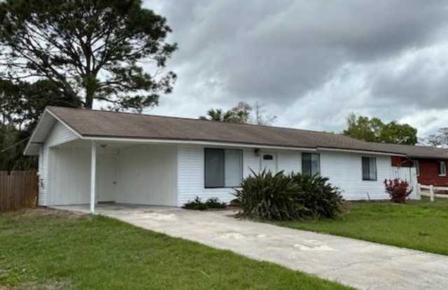 1320 Mariner Avenue Southeast