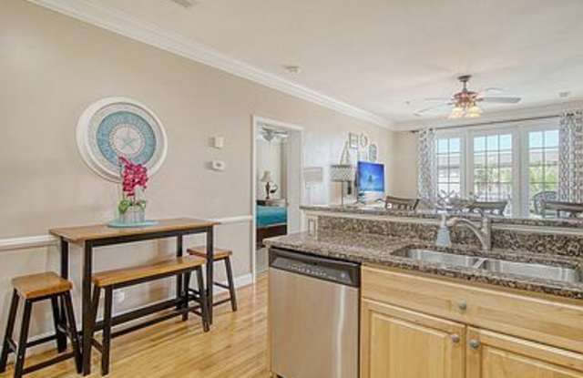 106 West Arctic Avenue