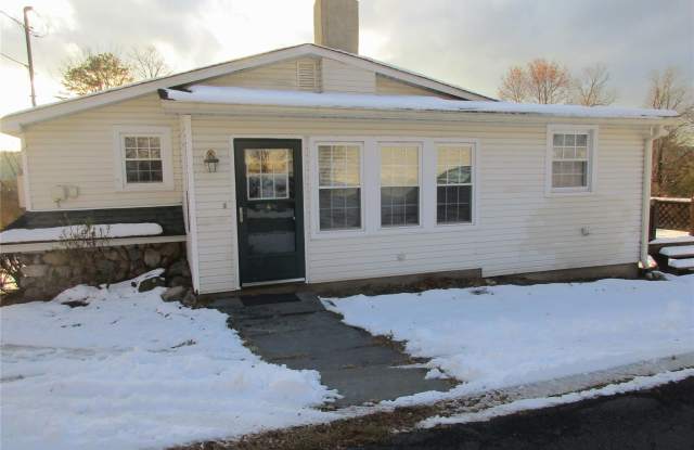 Photo of 44 1/2 Academy Avenue