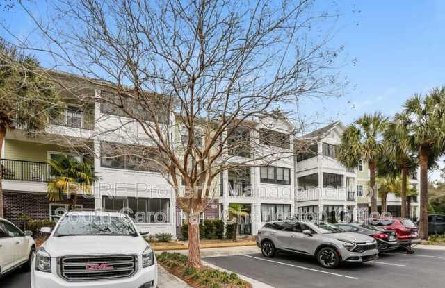 1025 Riverland Woods Place