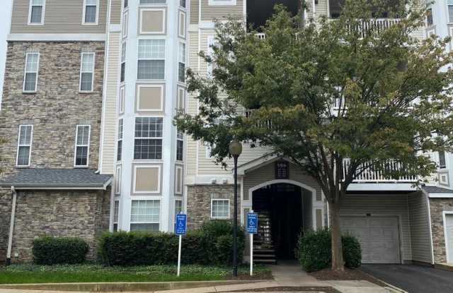 506 SUNSET VIEW TER SE #201 - 506 Sunset View Terrace Southeast, Leesburg, VA 20175