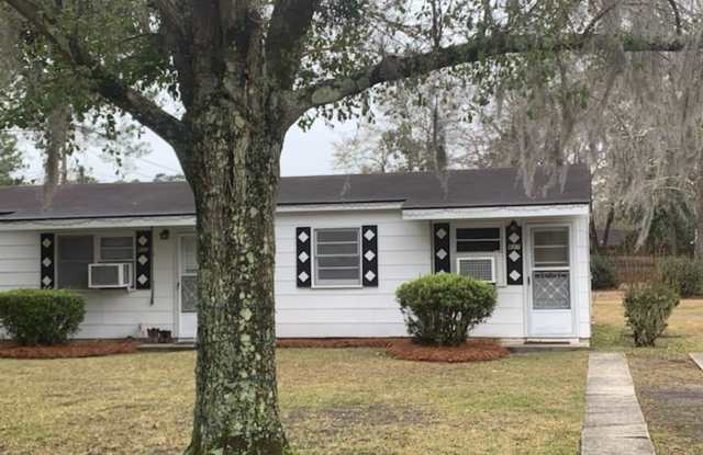 Cozy and Affordable 1-Bedroom Apartment - 827 Olmstead Drive, Hinesville, GA 31313