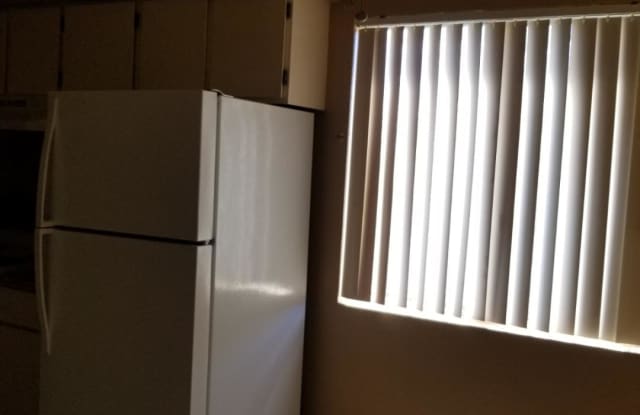 1515 S Woodland Ave #B