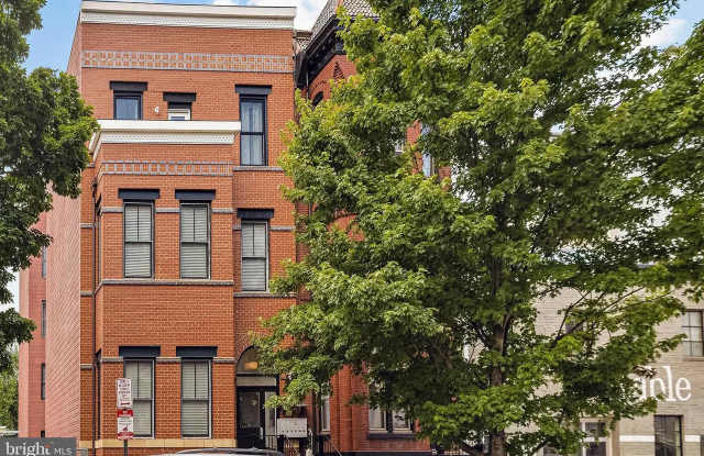 Photo of 907 N Street Northwest