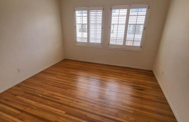 Quaint and Cozy 1x1 apartment in the historic Old Town