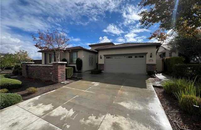 Welcome to this exceptional single-story 4-bedroom, 4-bathroom home!