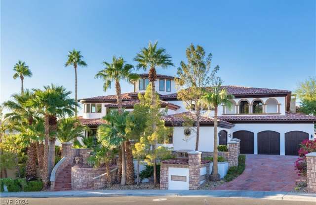 8 Rue Mediterra Drive