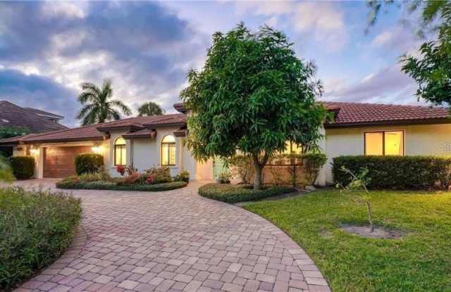 Photo of 595 BOWSPRIT LANE