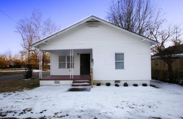 4501 W 28th Street