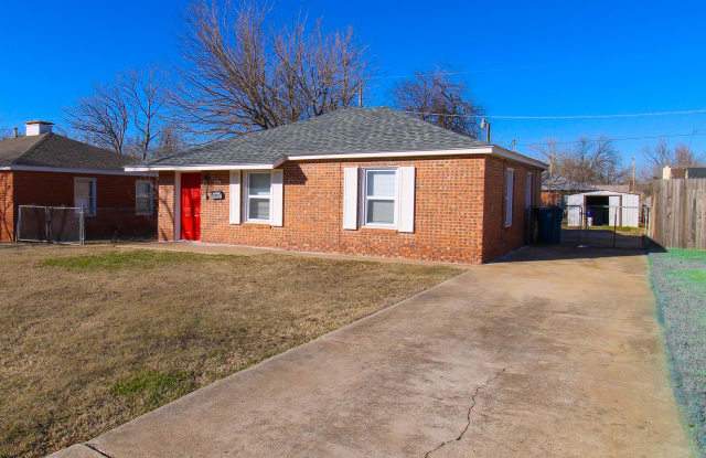 229 East Jacobs Drive - 229 East Jacobs Drive, Midwest City, OK 73110