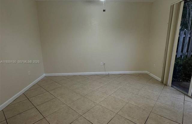 12440 Emerald Creek Mnr